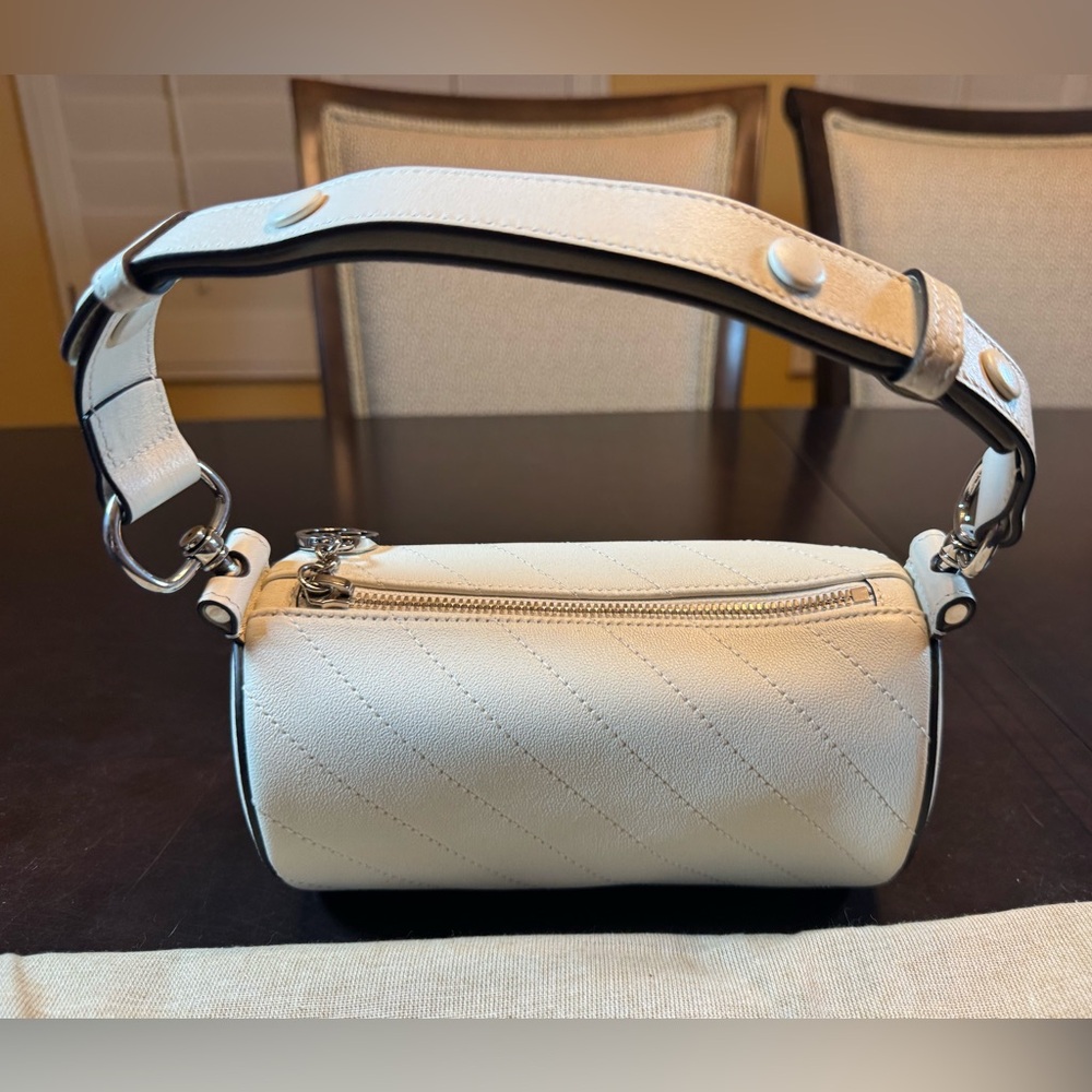 New Authentic Gucci Blondie GG Logo Ivory Shoulder Bag - Picture 9 of 14